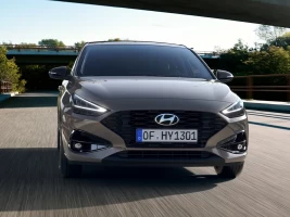 frente novo hyundai i30 2025