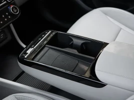 detalhe novo hyundai tucson hev 2025