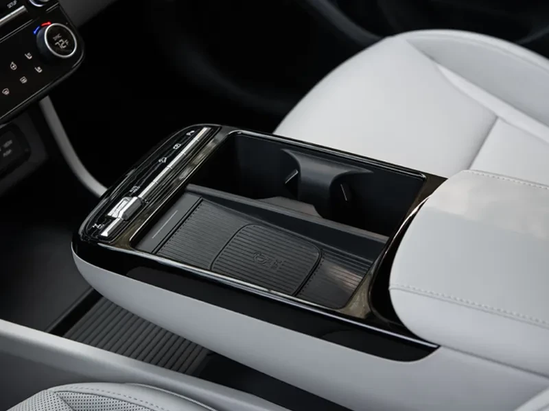 detalhe novo hyundai tucson hev 2025