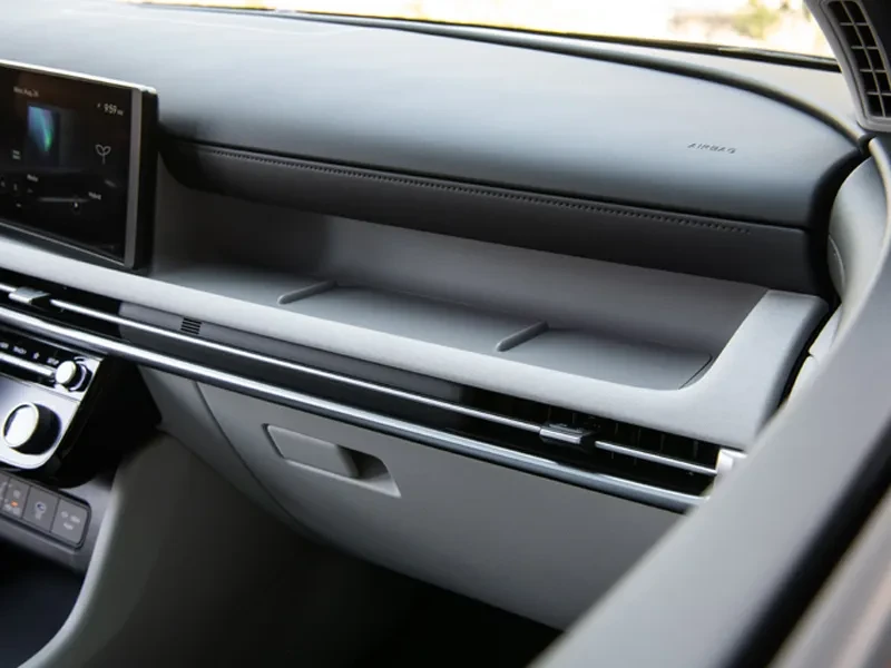 detalhe novo hyundai tucson hev 2025