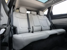 bancos traseiros novo hyundai tucson hev 2025