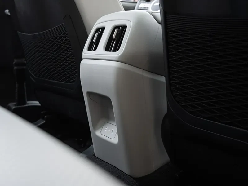 detalhe novo hyundai tucson hev 2025