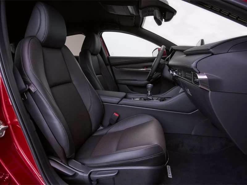 bancos dianteiros novo mazda 3 2025