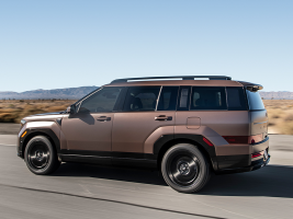 lateral hyundai santa fe hev