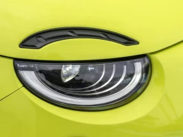 ótica novo abarth 500e 2025