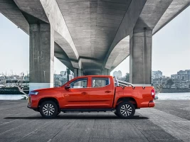 lateral novo maxus T90 EV 2025