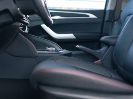 detalhe novo maxus T90 EV 2025