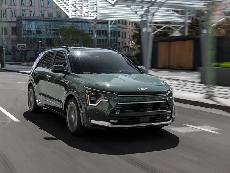 frente novo kia niro hev 2025 