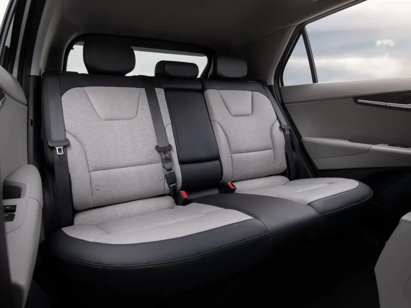 bancos traseiros novo kia niro hev 2025 