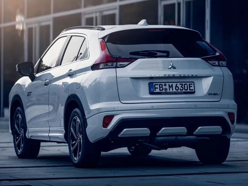 traseira novo mistubishi eclipse cross phev 2025