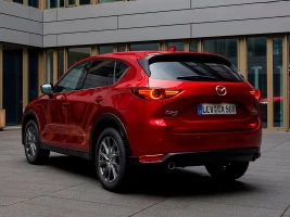 traseira novo mazda cx-5 2025