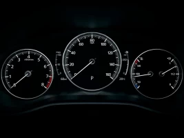 painel de instrumentos novo mazda cx-30 2025