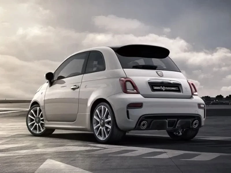traseira novo abarth 595 2025