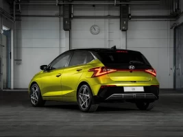 lateral novo hyundai i20 2025