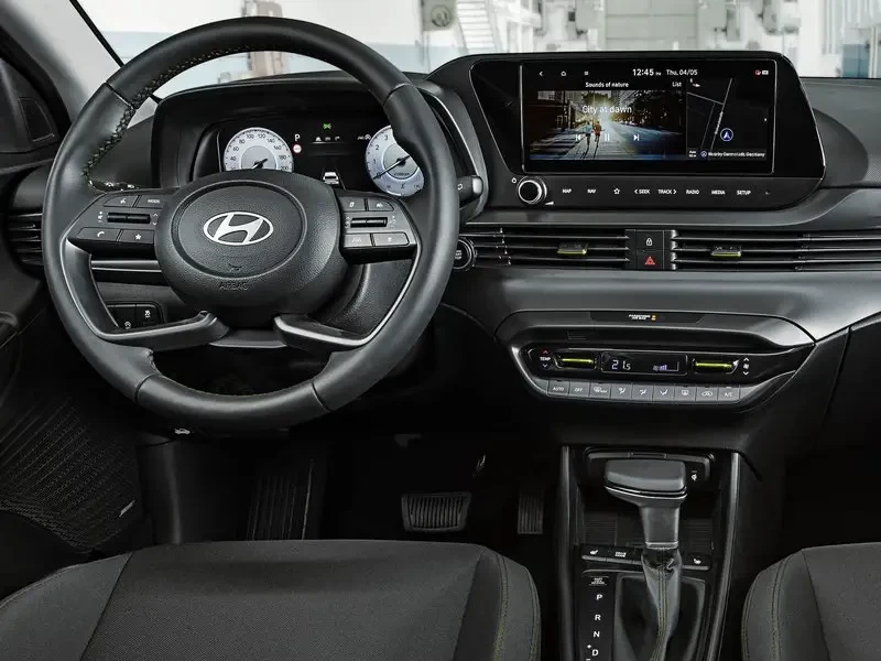 cockpit novo hyundai i20 2025