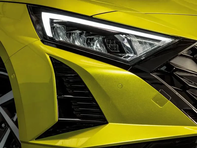 ótica novo hyundai i20 2025